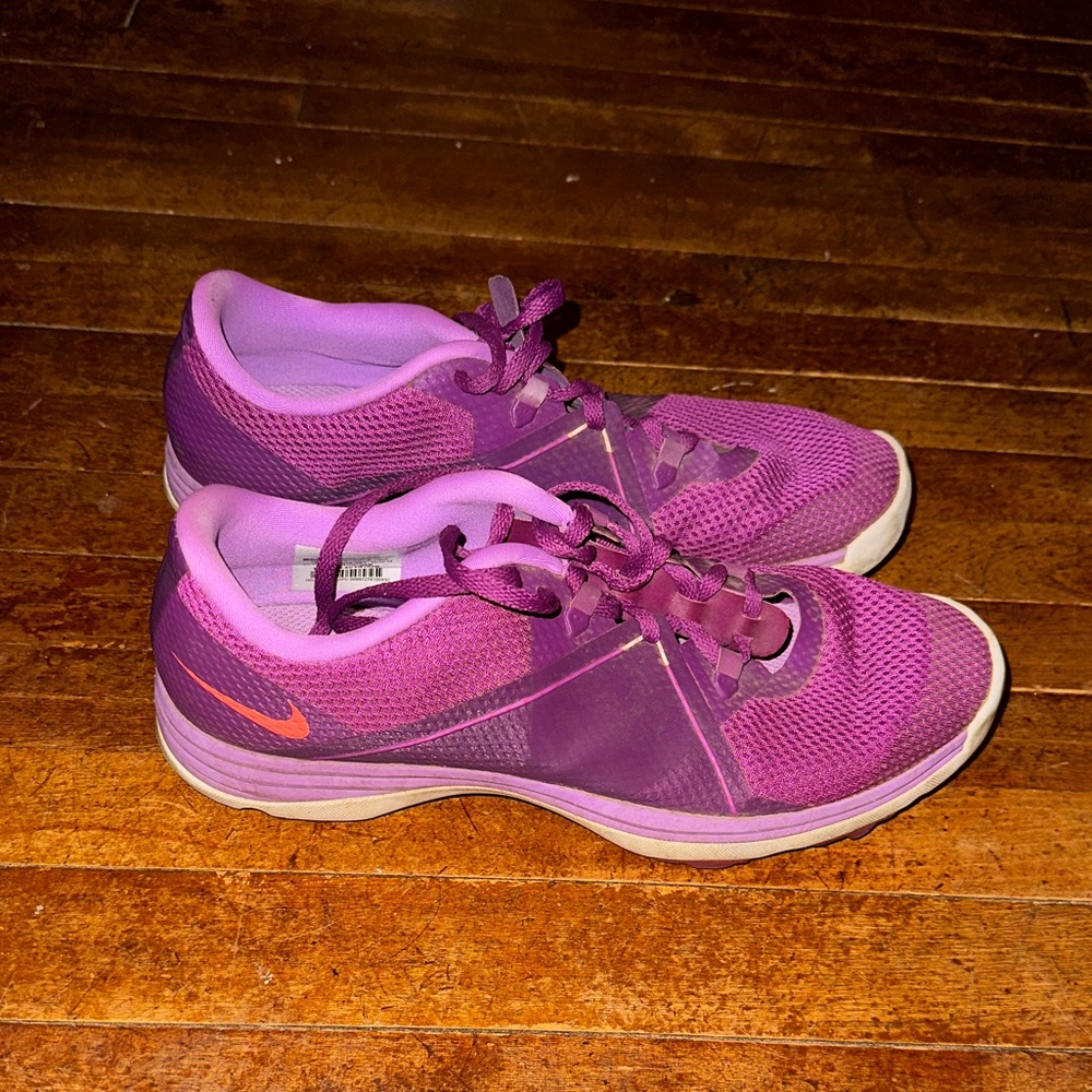 Spikeless golf shoes 🌸